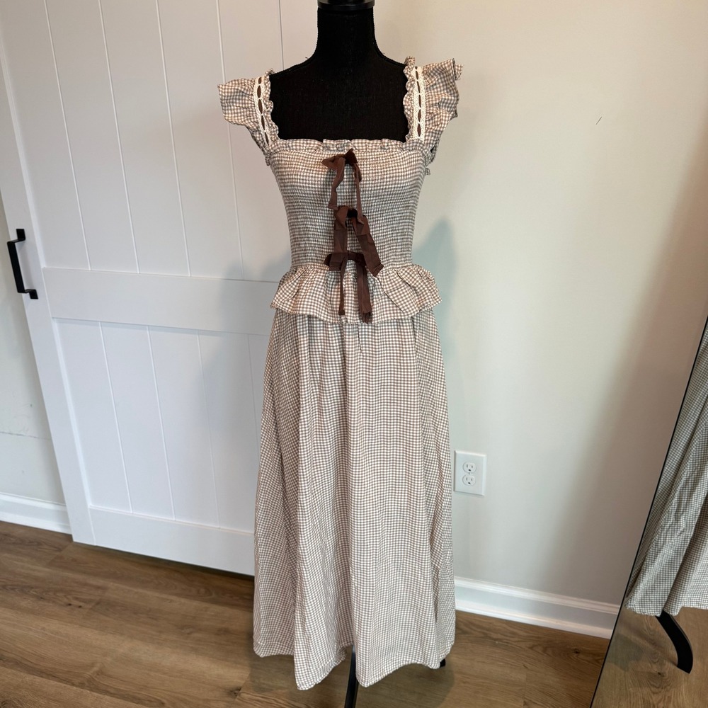 Moon River Gingham Smocked Maxi Dress Small Brown Ribbon Peplum Ruffle Lace